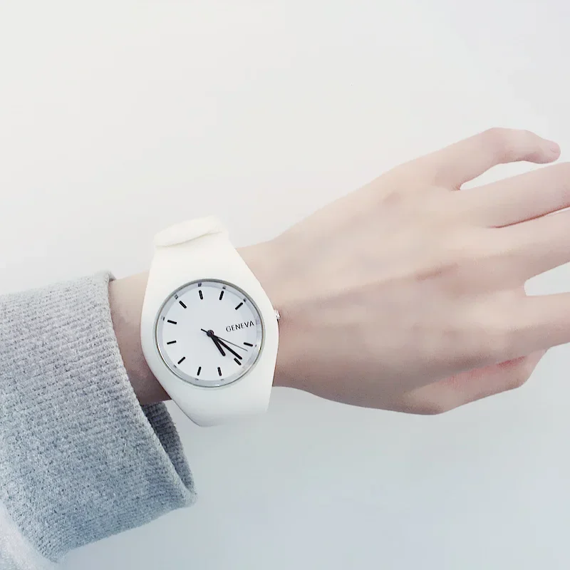 Мужские часы, женские кремовые – обзор и цена Silicone Band Women
