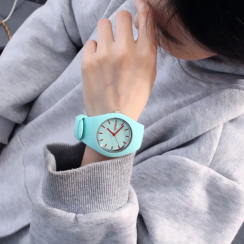 Мужские часы, женские кремовые – обзор и цена Silicone Band Women